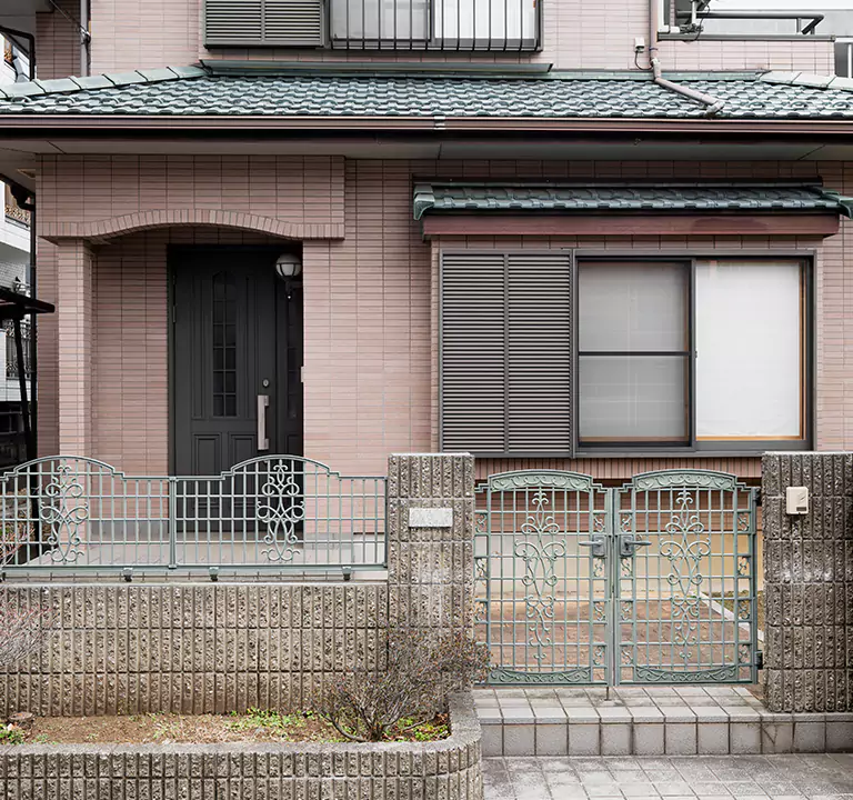 The Most Trusted Company to Sell Damaged House in Southold